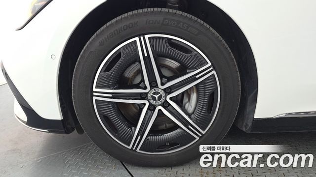 Mercedes-Benz EQE EQE350+