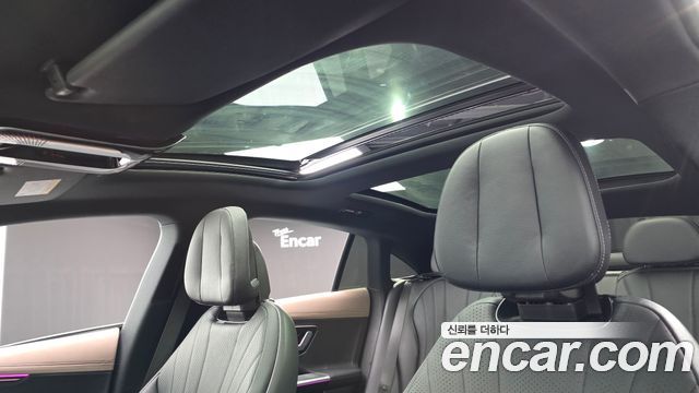 Mercedes-Benz EQE EQE350+