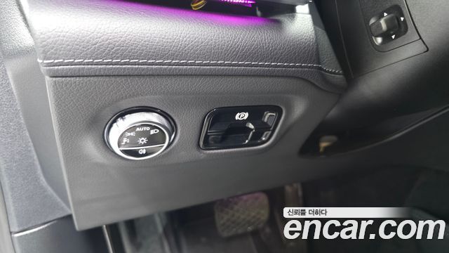 Mercedes-Benz EQE EQE350+
