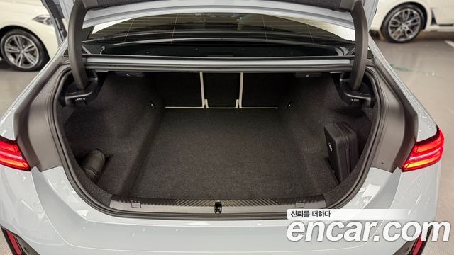 BMW 5-Series 523d M Sport