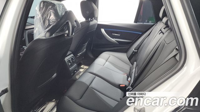 BMW 3-Series 320d Touring M Performence