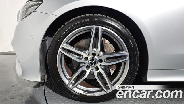 Mercedes-Benz E-Class E220d Coupe