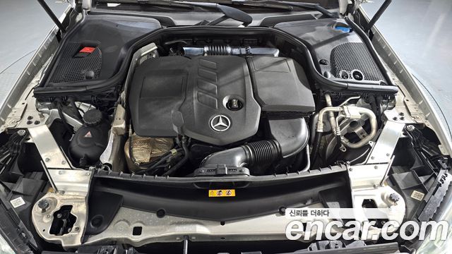 Mercedes-Benz E-Class E220d Coupe