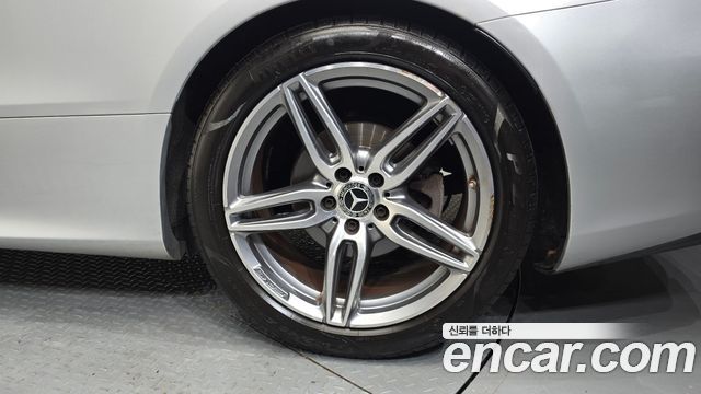 Mercedes-Benz E-Class E220d Coupe