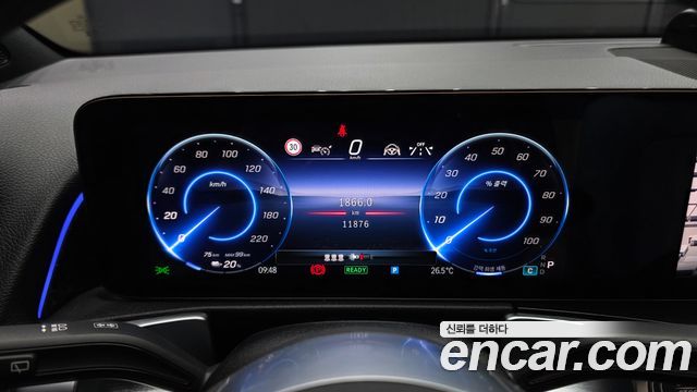 Mercedes-Benz EQB EQB300 4MATIC Progressive