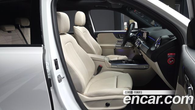 Mercedes-Benz EQB EQB300 4MATIC Progressive