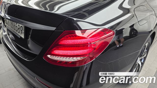 Mercedes-Benz E-Class E250 Avantgarde