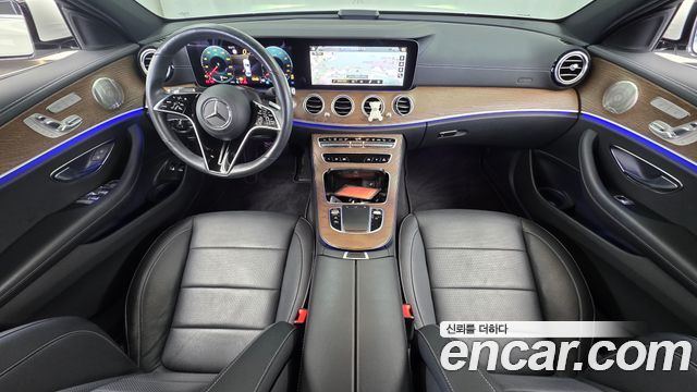 Mercedes-Benz E-Class E300e 4MATIC Exclusive