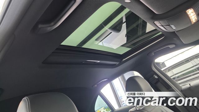 Mercedes-Benz E-Class E300e 4MATIC Exclusive
