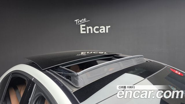 Mercedes-Benz E-Class E200 Avantgarde