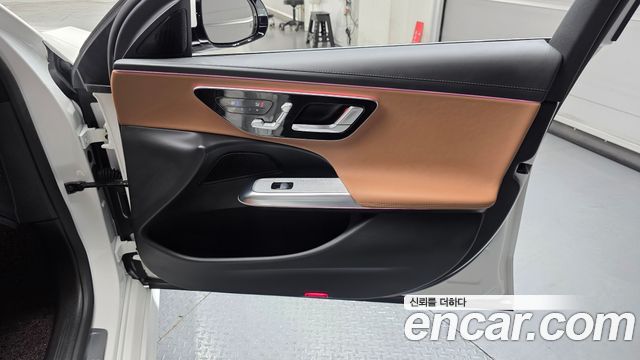 Mercedes-Benz E-Class E200 Avantgarde