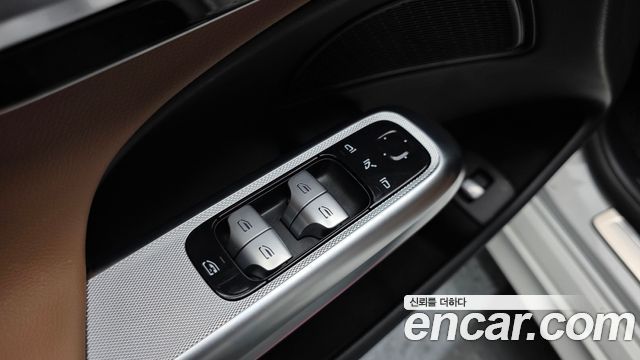 Mercedes-Benz E-Class E200 Avantgarde