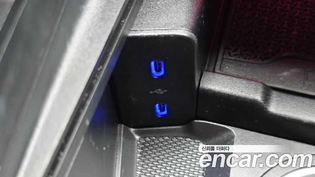 Mercedes-Benz E-Class E200 Avantgarde
