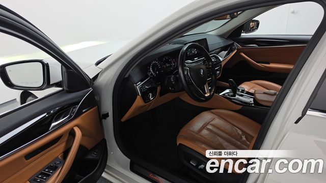 BMW 5-Series 520d Luxury Special Edition