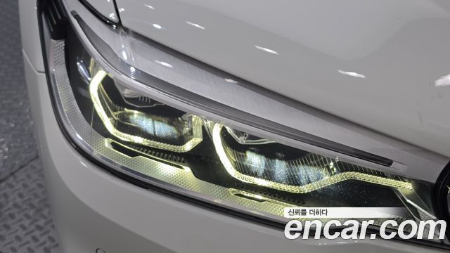 BMW 5-Series 520d Luxury Special Edition