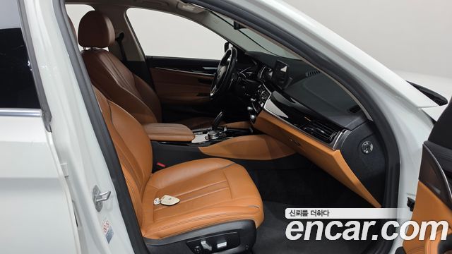 BMW 5-Series 520d Luxury Special Edition