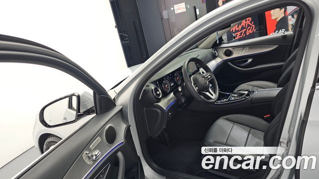 Mercedes-Benz E-Class E300 Avantgarde