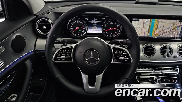 Mercedes-Benz E-Class E300 Avantgarde
