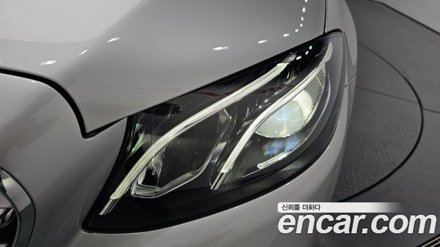 Mercedes-Benz E-Class E300 Avantgarde