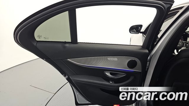 Mercedes-Benz E-Class E300 Avantgarde