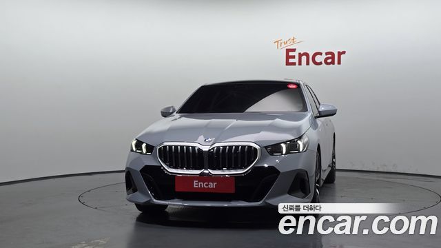 BMW 5-Series 530i xDrive M Sport