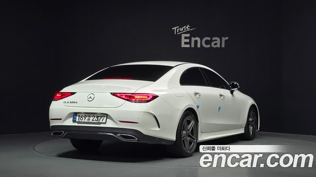 Mercedes-Benz CLS-Class CLS300d AMG Line