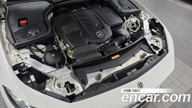 Mercedes-Benz CLS-Class CLS300d AMG Line