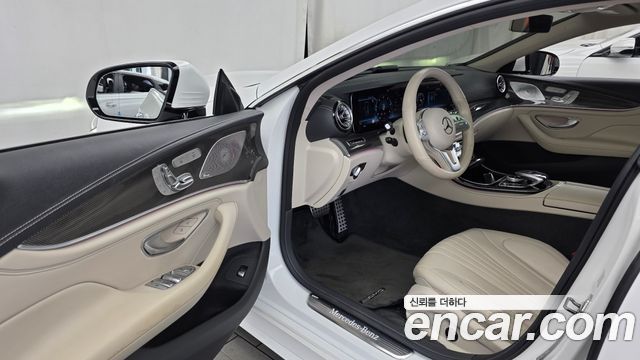 Mercedes-Benz CLS-Class CLS300d AMG Line