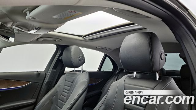 Mercedes-Benz E-Class E300 Exclusive Standard