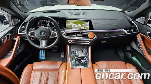 BMW X6 M50i