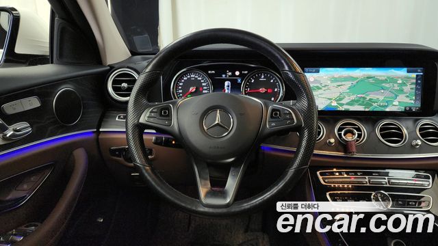 Mercedes-Benz E-Class E220d Avantgarde