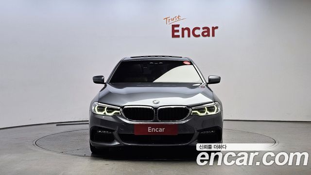 BMW 5-Series 530i M Sport Package Plus