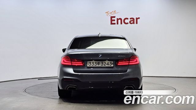BMW 5-Series 530i M Sport Package Plus