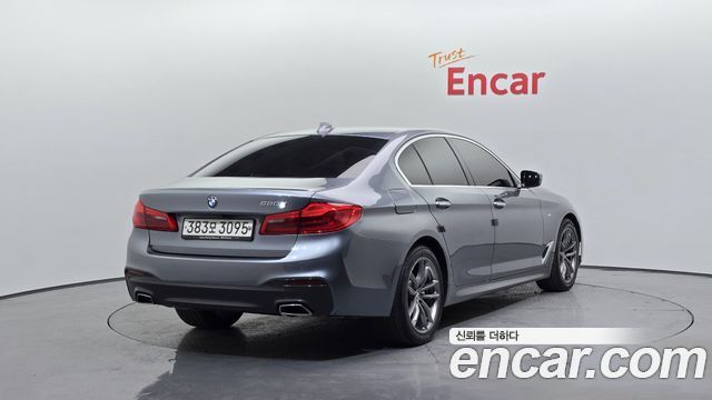 BMW 5-Series 520d M Sport package