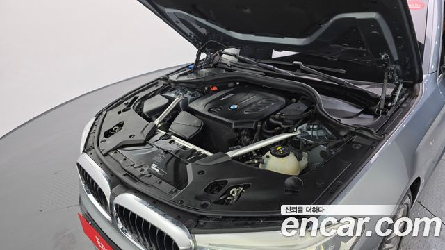BMW 5-Series 520d M Sport package