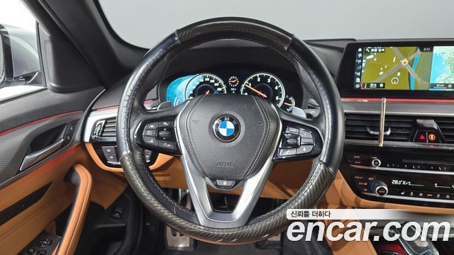 BMW 5-Series 520d M Sport package