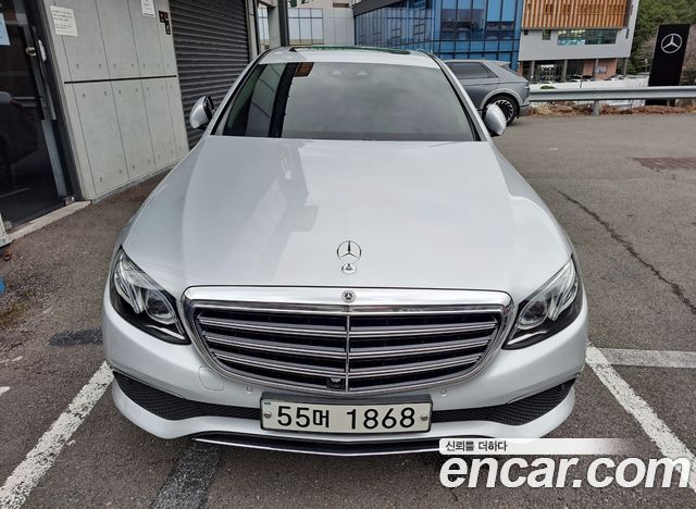 Mercedes-Benz E-Class E300 Exclusive