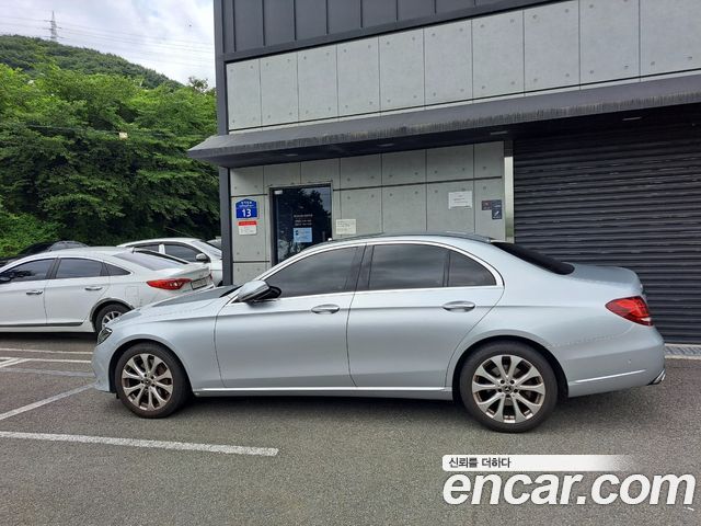 Mercedes-Benz E-Class E300 Exclusive