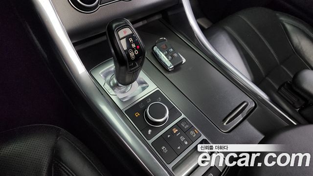 Land Rover Range Rover Sport 3.0 SDV6 HSE