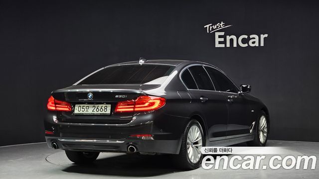 BMW 5-Series 530i Luxury Plus