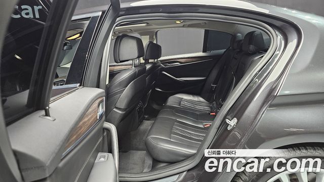 BMW 5-Series 530i Luxury Plus