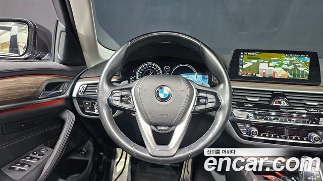 BMW 5-Series 530i Luxury Plus