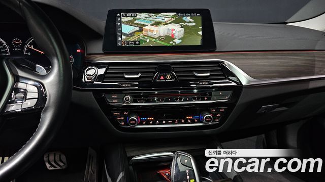 BMW 5-Series 530i Luxury Plus