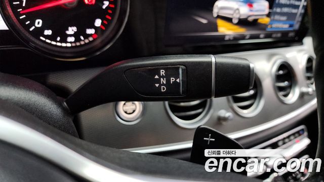 Mercedes-Benz E-Class E300 Avantgarde