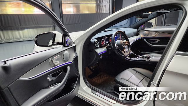 Mercedes-Benz E-Class E300 Avantgarde