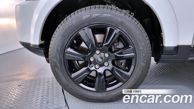 Land Rover Discovery 3.0 SDV6 SE