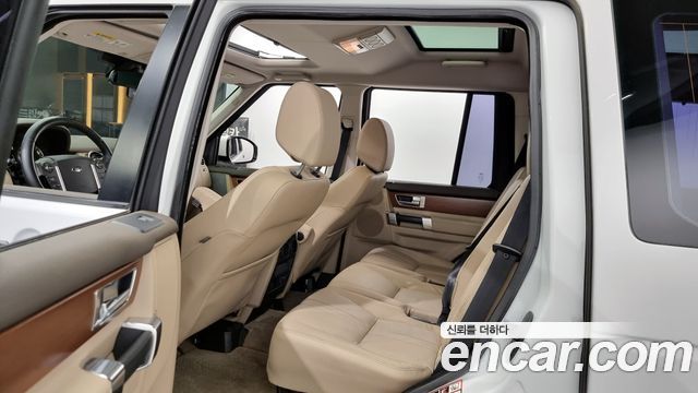 Land Rover Discovery 3.0 SDV6 SE