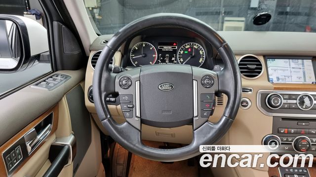 Land Rover Discovery 3.0 SDV6 SE
