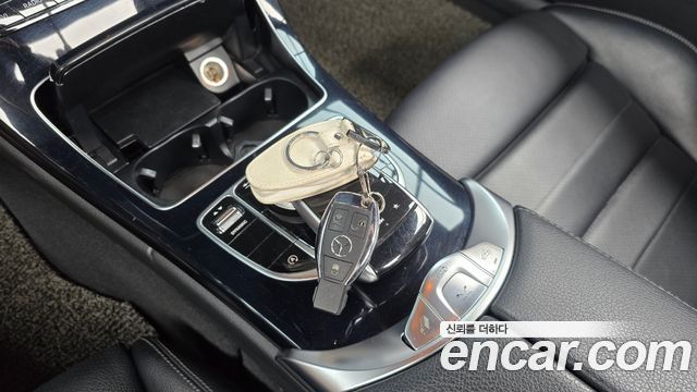 Mercedes-Benz C-Class C200 Cabriolet