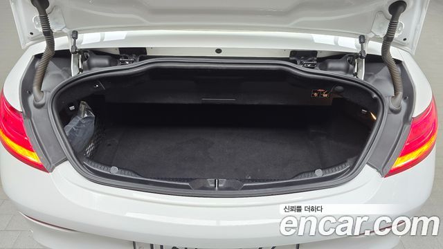 Mercedes-Benz C-Class C200 Cabriolet